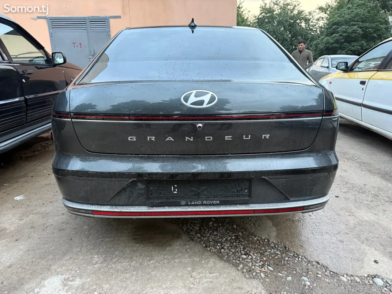 Hyundai Grandeur 2023 · 1.6 AT