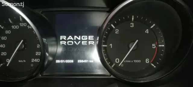Land Rover Evoque 2012 · AT