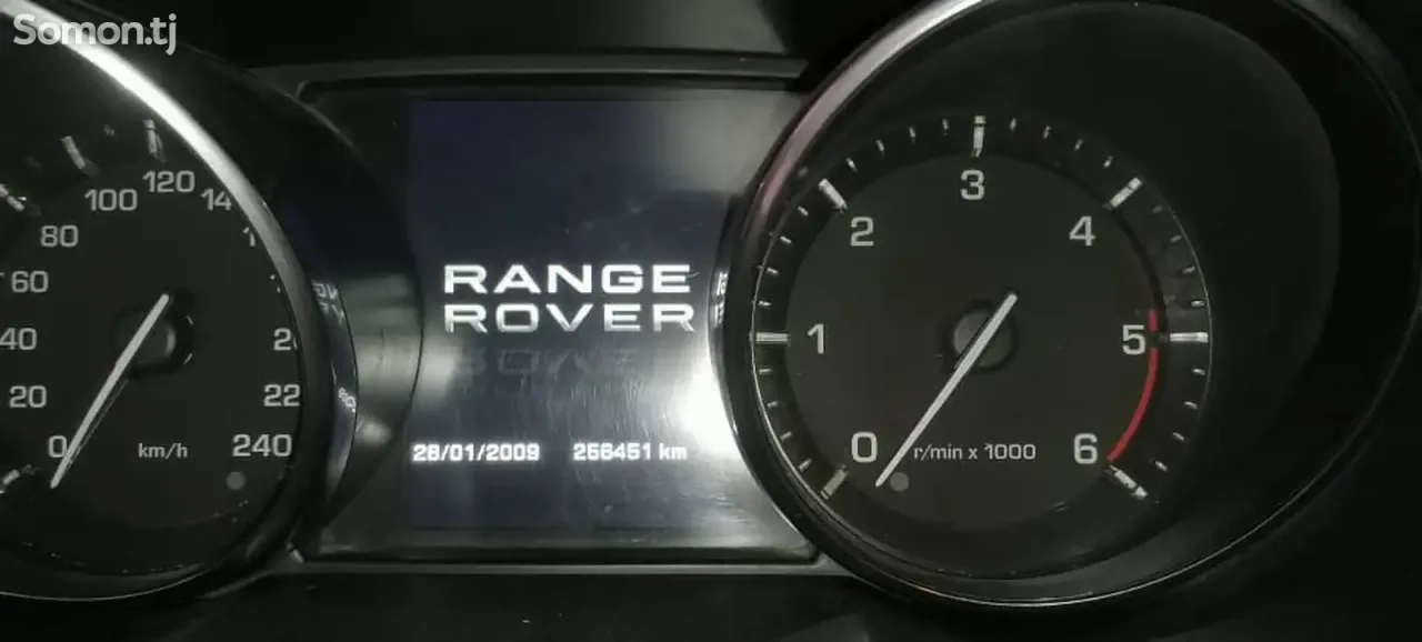 Land Rover Evoque 2012 · AT