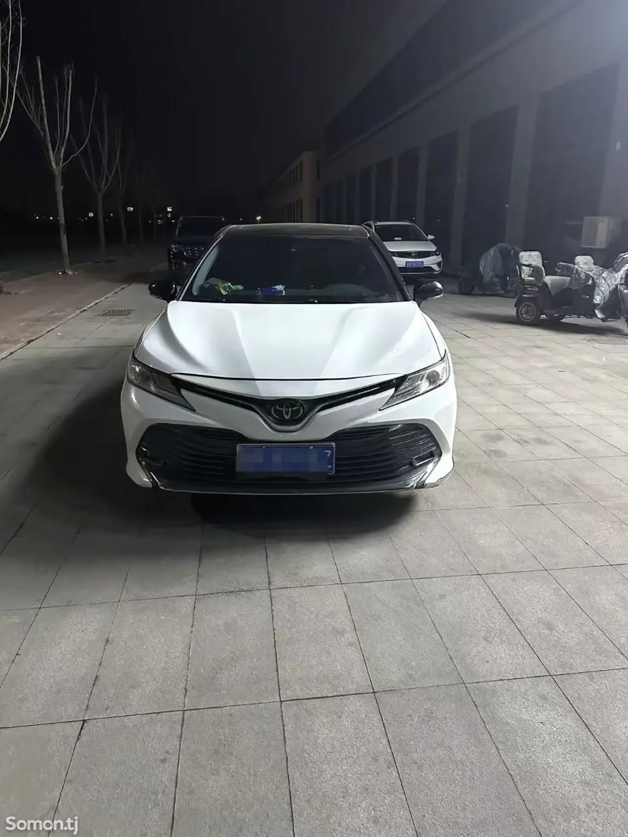 Toyota Camry 2019 · 2.0 AT