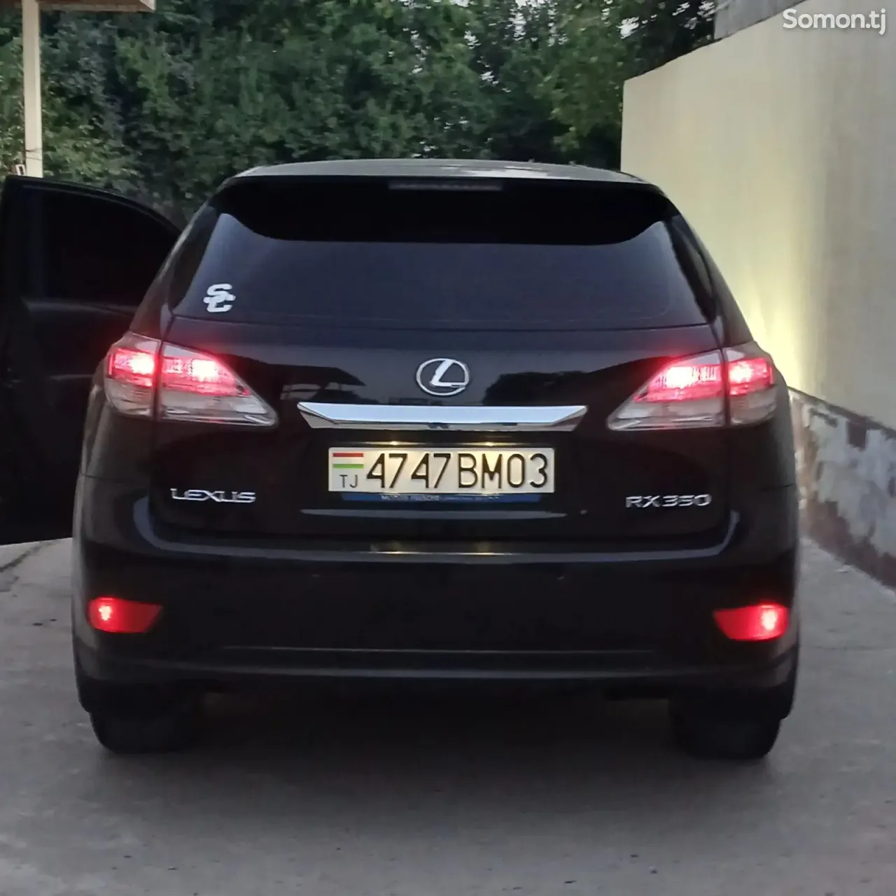 Lexus RX series 2011 · 3.5 AT