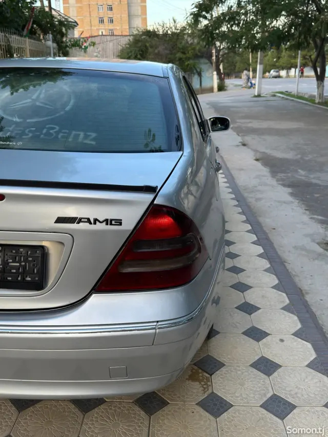 Mercedes-Benz C class 2000 · 2.0 AT