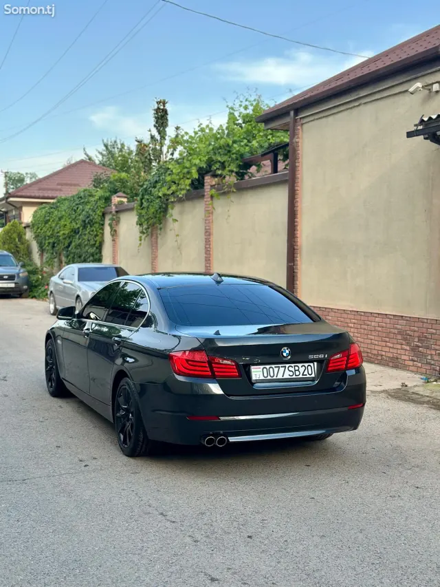 BMW 5 series 2011 · 2.8 AT