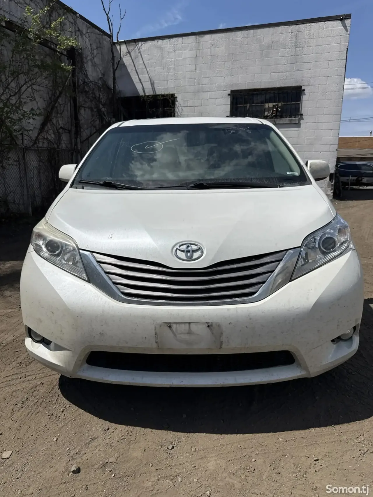 Toyota Sienna 2015 · 3.5 AT