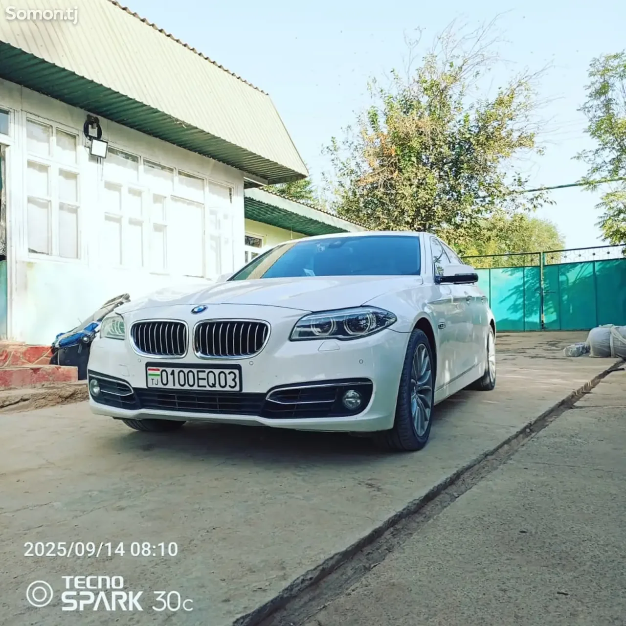 BMW 5 series 2014 · 2.0 AT