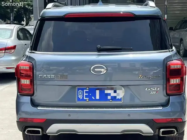 GAC Trumpchi GS8 2018 · 2.0 AT