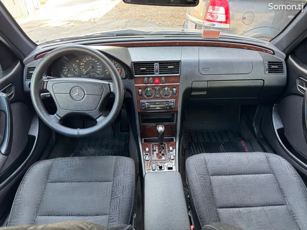 Mercedes-Benz C class 2000 · 1.8 AT