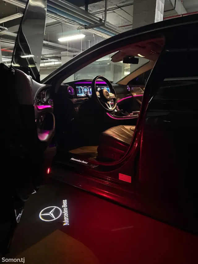 Mercedes-Benz CLS class 2019 · 3.6 AT
