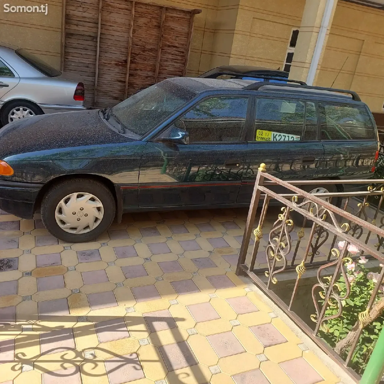 Opel Astra F 1994 · 1.6 MT
