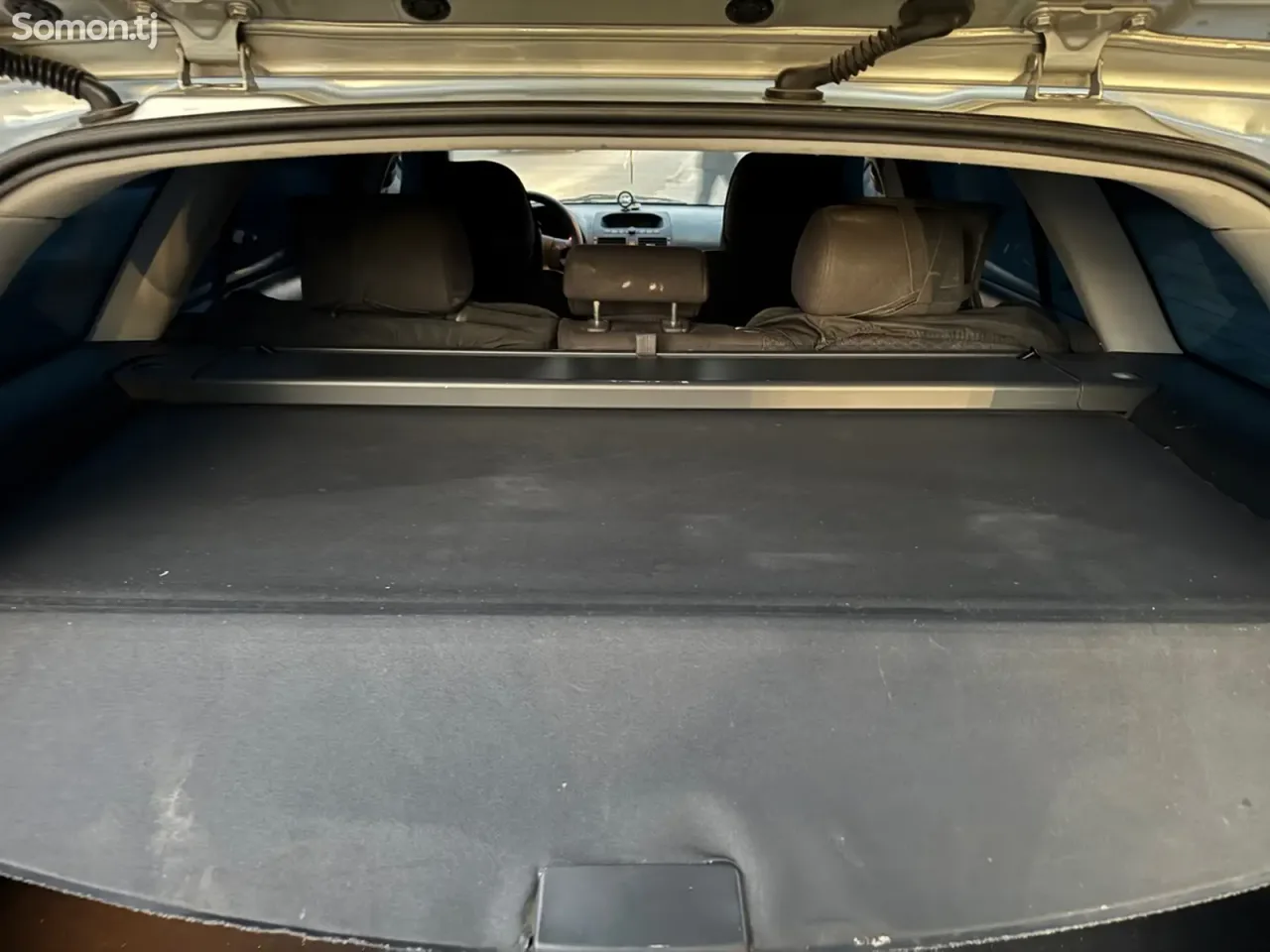 Toyota Avensis 2006 · 2.0 AT