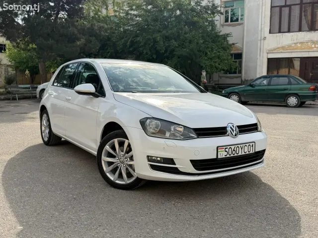 Volkswagen Golf 2014 · 1.6 AT