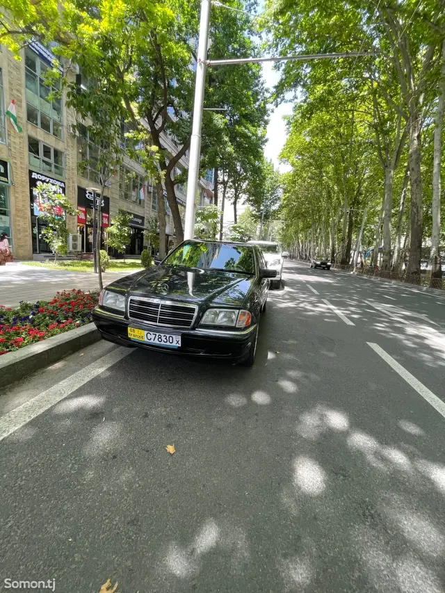 Mercedes-Benz C class 1999 · 2.8 AT