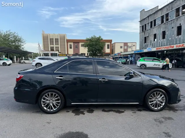 Toyota Camry 2012 · 2.5 CVT