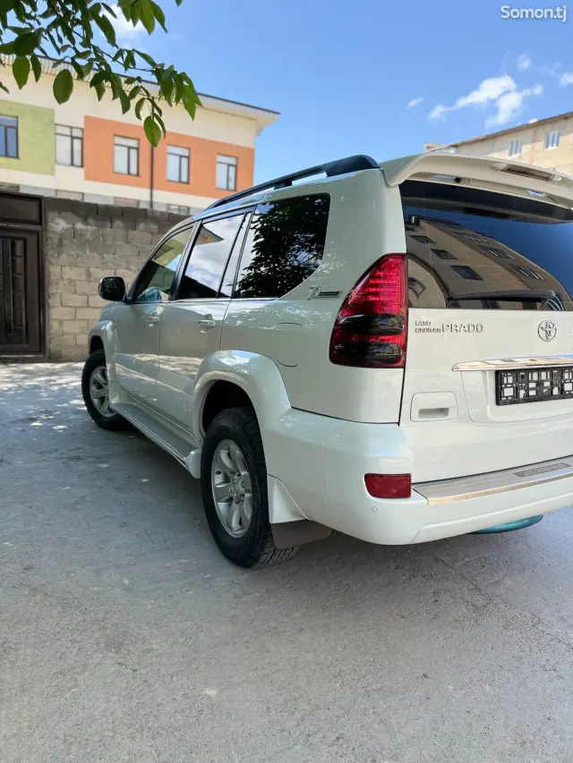 Toyota Land Cruiser Prado 2009 · 4.0 AT
