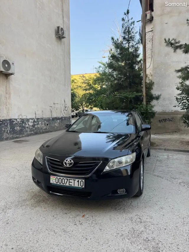 Toyota Camry 2009 · 2.4 AT