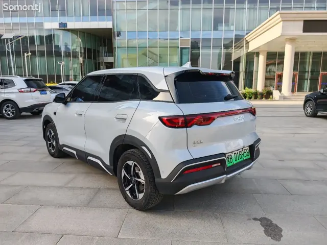 BYD Yuan Up 2025 · AT