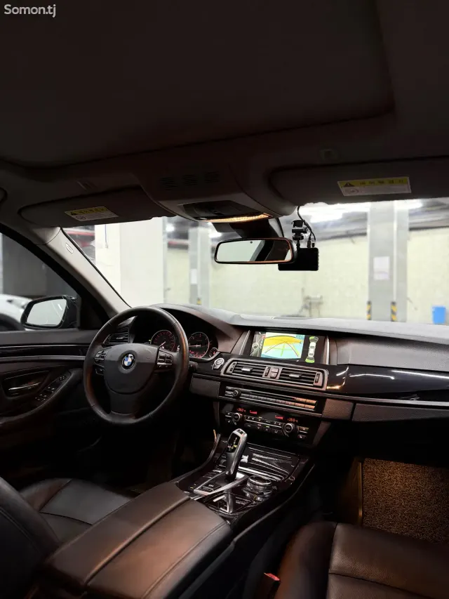 BMW 5 series 2014 · 2.0 AT