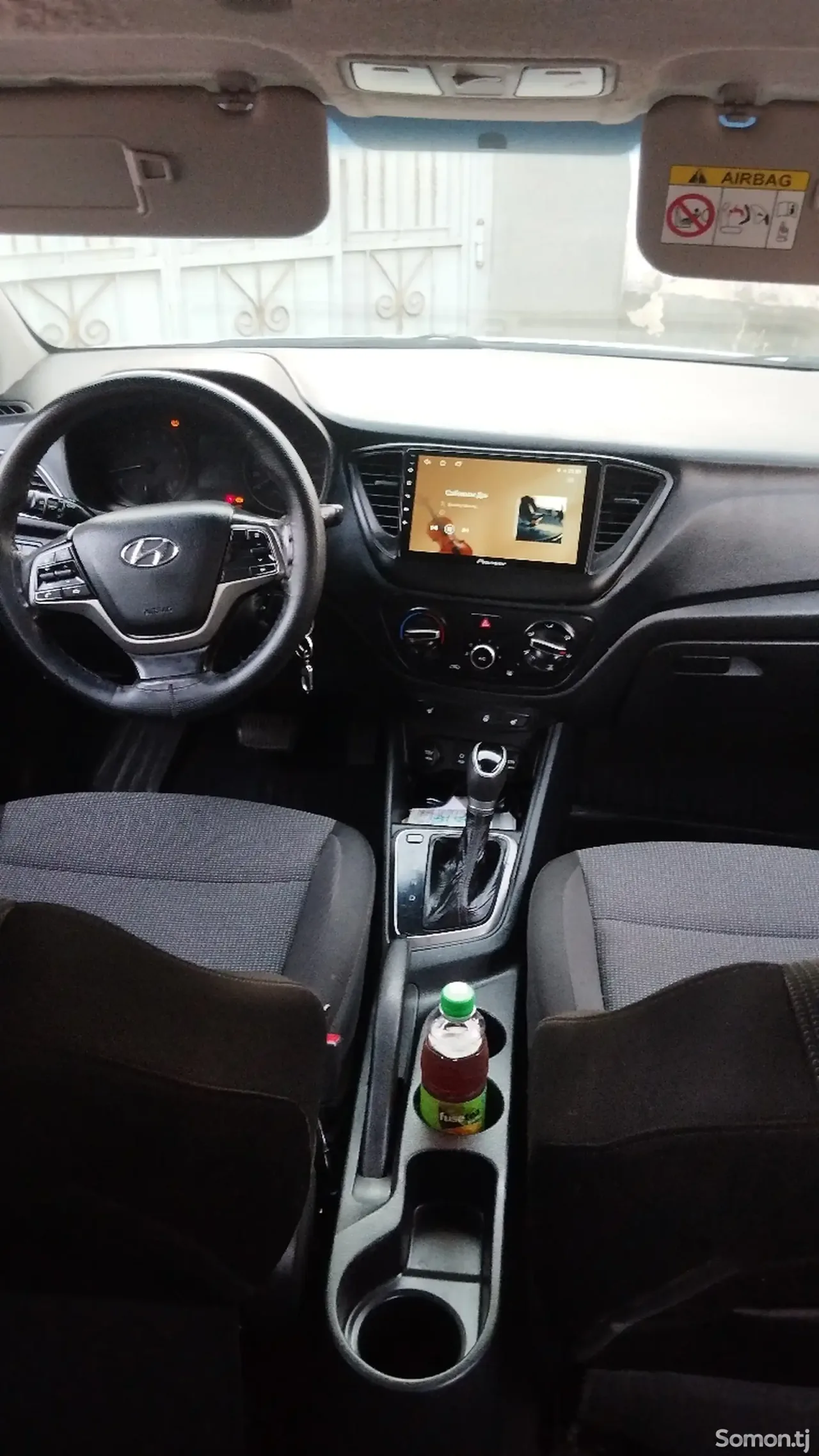 Hyundai Accent 2018 · 1.6 AT