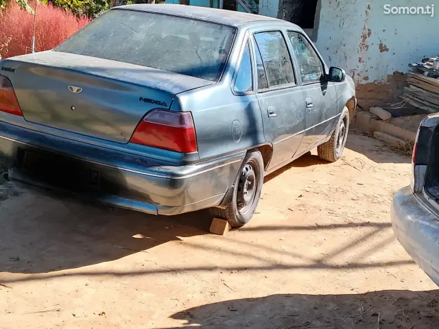 Daewoo Nexia 1996 · 1.6 MT