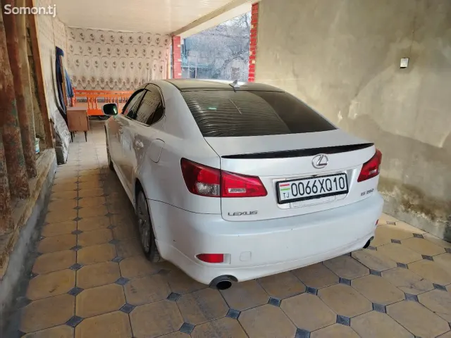 Lexus IS series 2008 · 2.5 AT