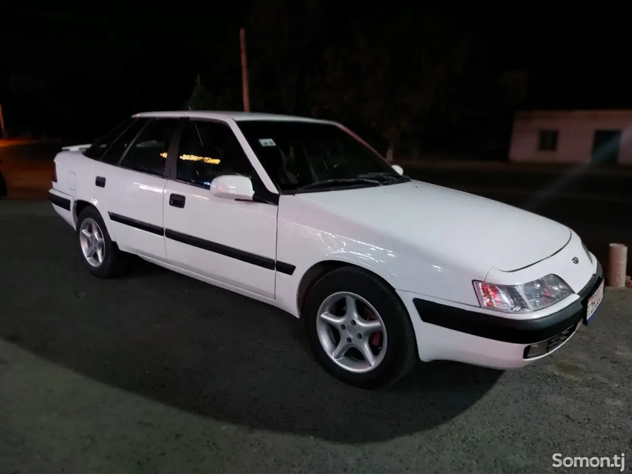 Daewoo Espero 1995 · 1.6 MT