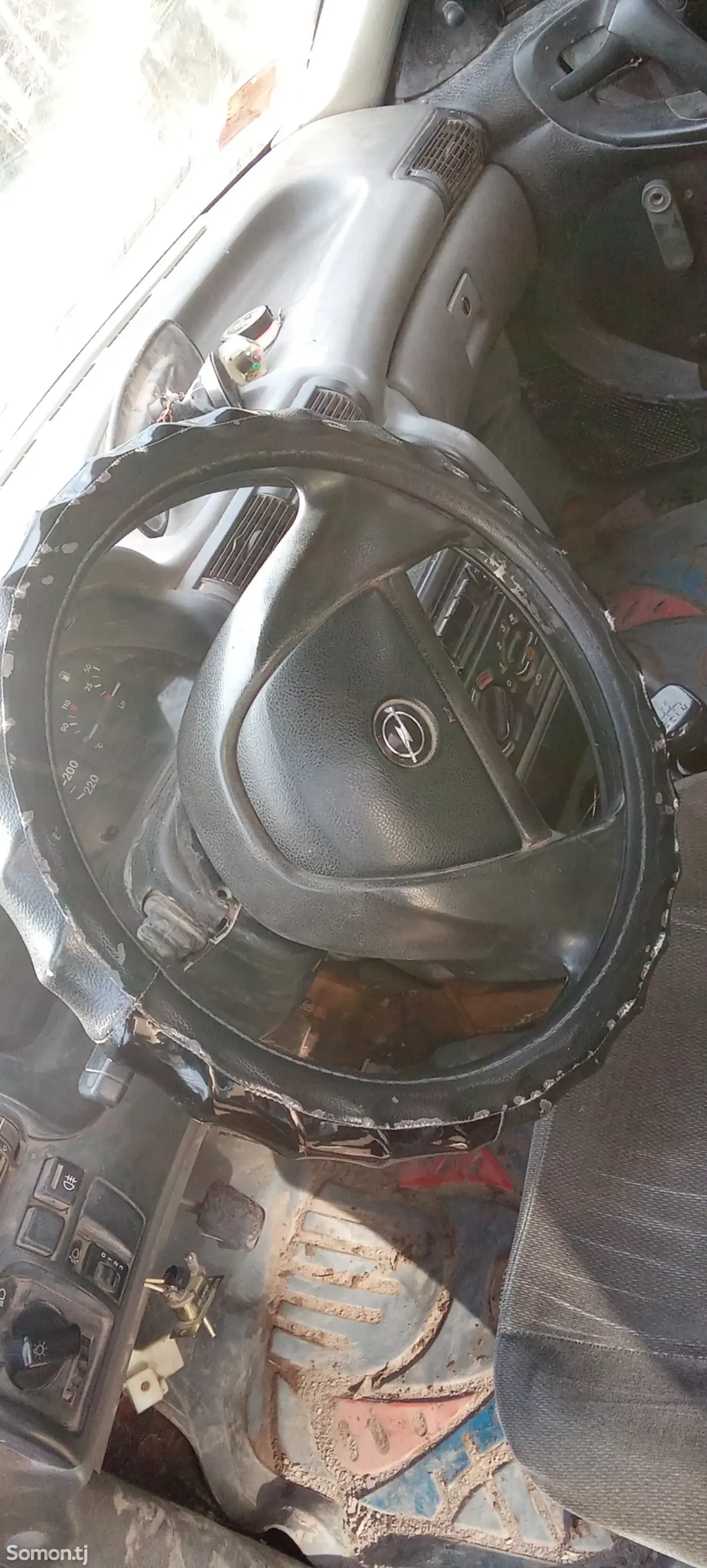 Opel Astra F 1992 · 1.6 MT