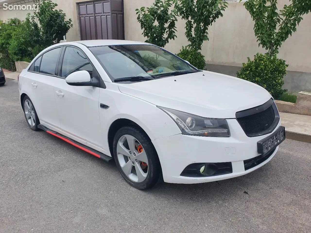 Chevrolet Cruze 2009 · 1.6 MT