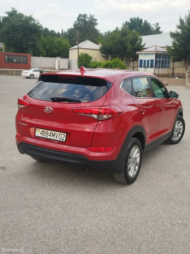 Hyundai Tucson 2018 · 1.6 AT