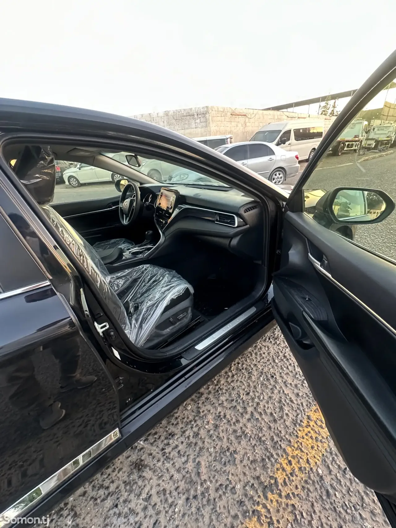 Toyota Camry 2017 · 2.5 AT
