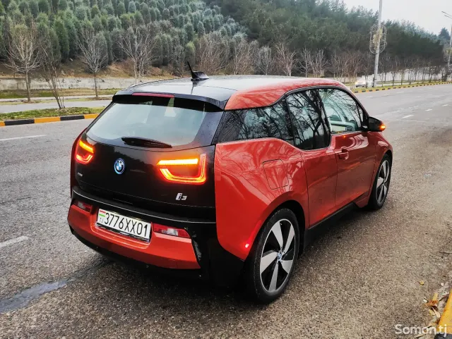 BMW i3 2014 · AT