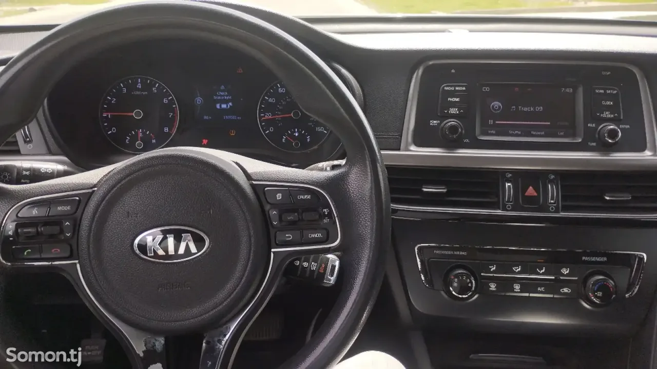 Kia Optima 2016 · 2.4 AT