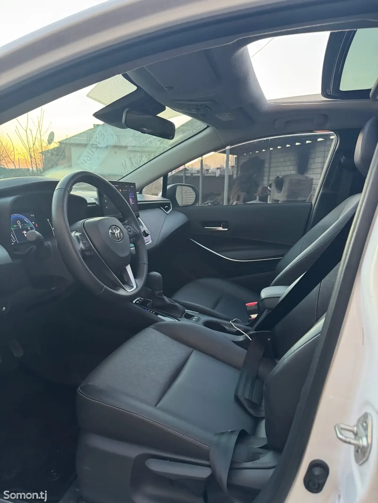 Toyota Corolla 2024 · 1.8 AT