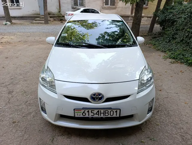 Toyota Prius 2010 · 1.8 AT