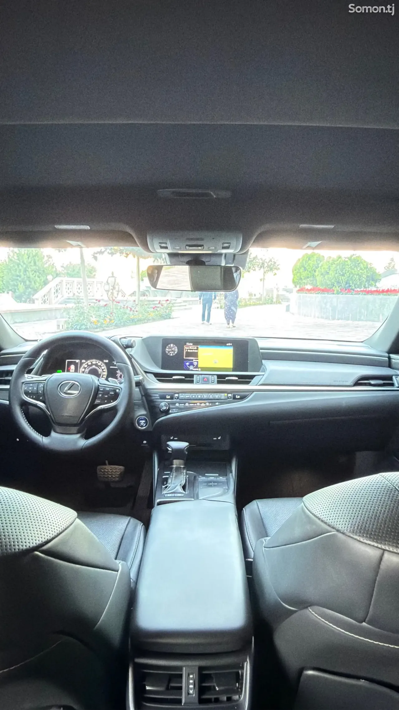 Lexus ES series 2020 · 2.5 AT