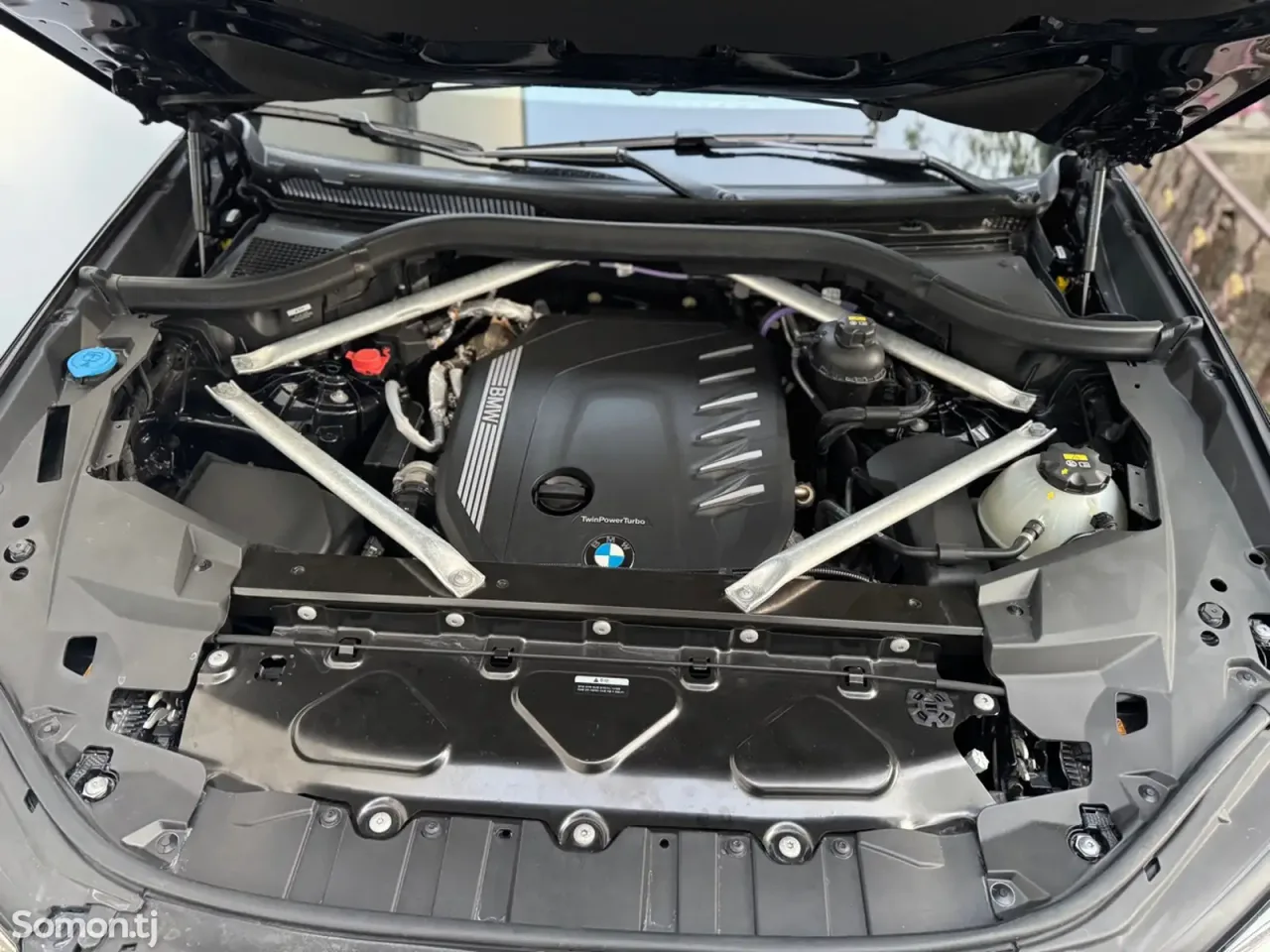 BMW X5 2021 · 4.0 AT