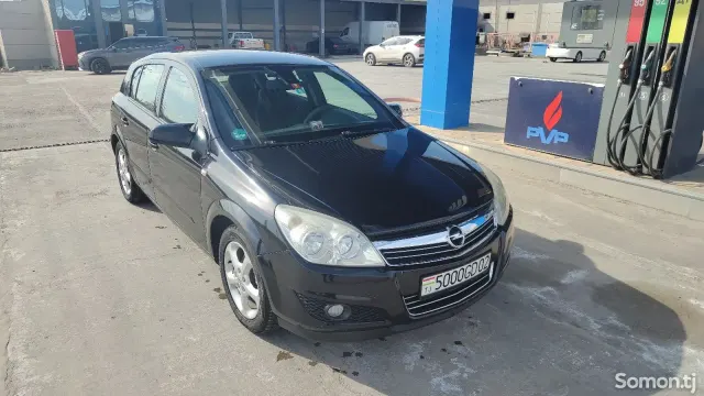 Opel Astra H 2008 · 1.6 MT