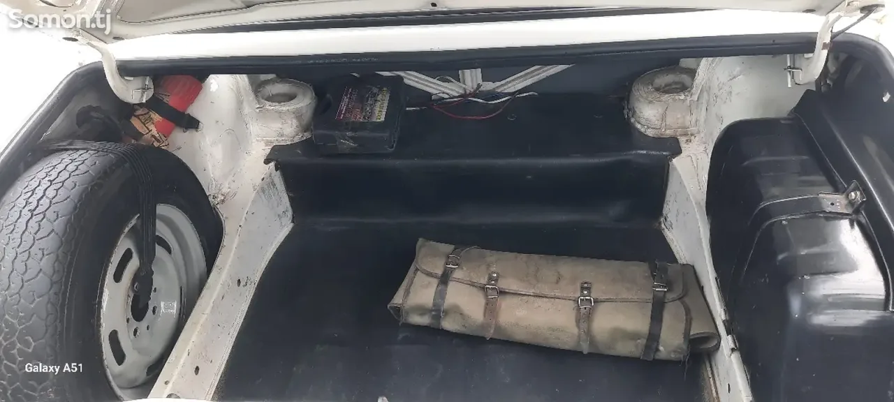Lada (ВАЗ) 2105 1983 · 1.3 MT