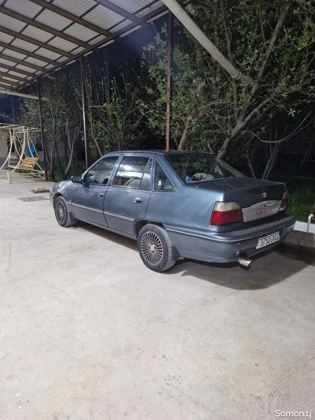 Daewoo Nexia 1994 · MT