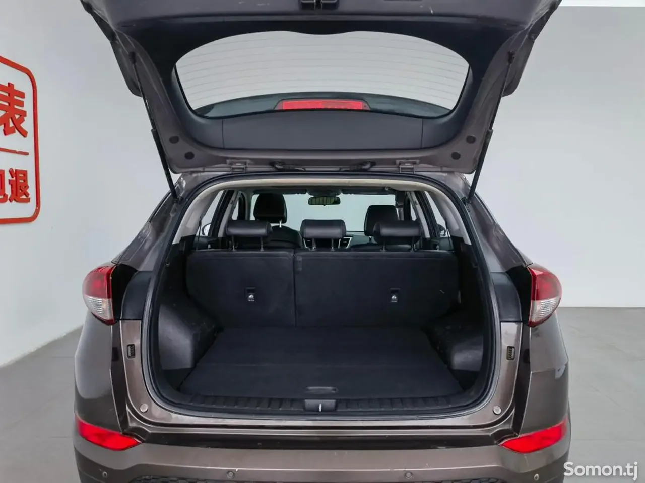 Hyundai Tucson 2015 · 1.6 AT