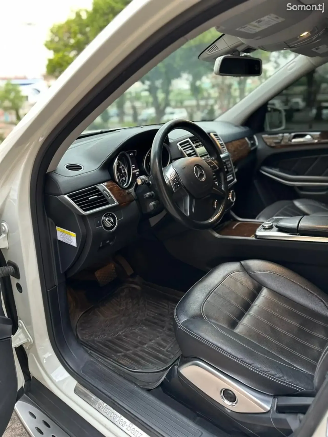 Mercedes-Benz GL class 2013 · 4.5 AT
