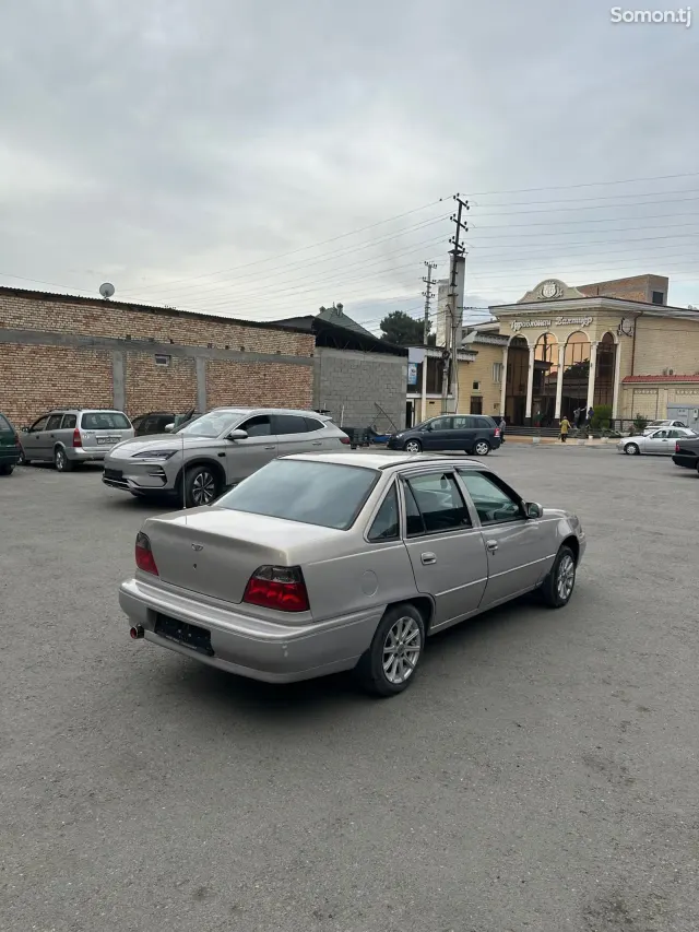Daewoo Nexia 1999 · 1.6 MT
