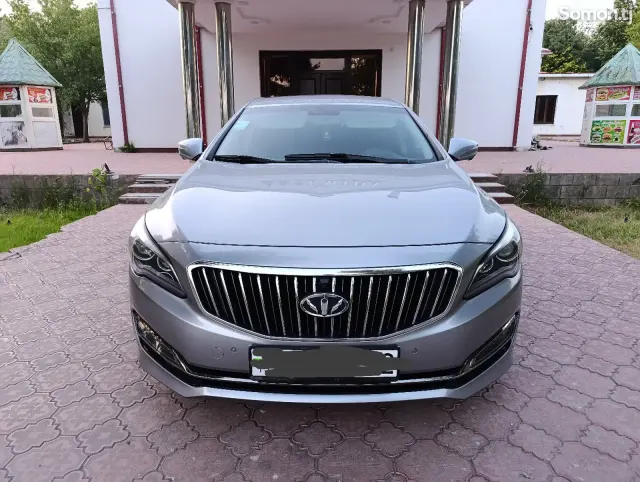 Hyundai Aslan 2014 · 3.0 AT