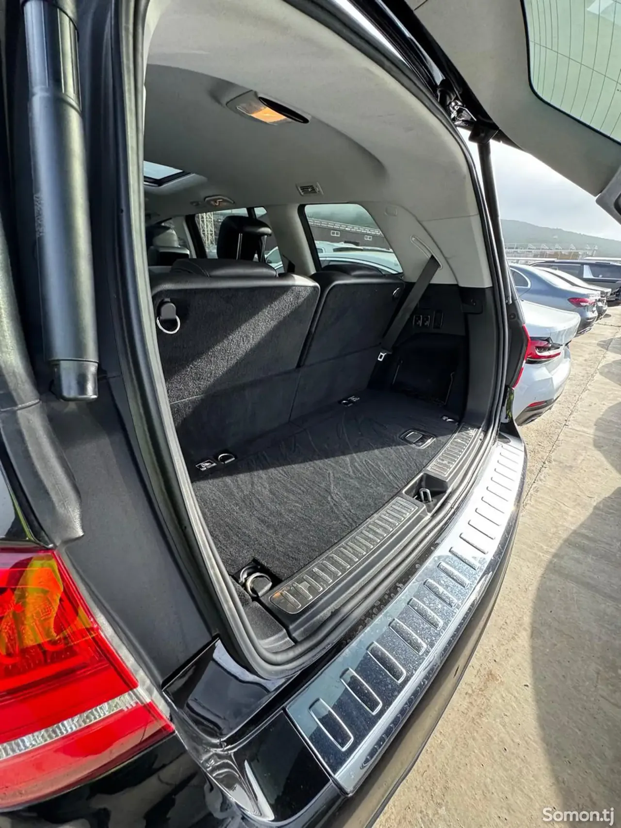 Mercedes-Benz GLS 2017 · 3.5 AT
