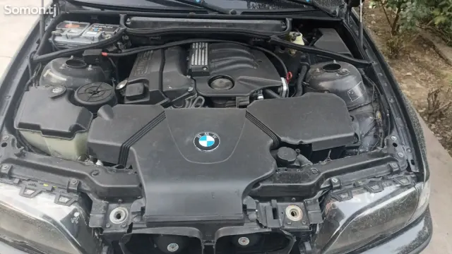 BMW 3 series 2003 · 1.8 MT
