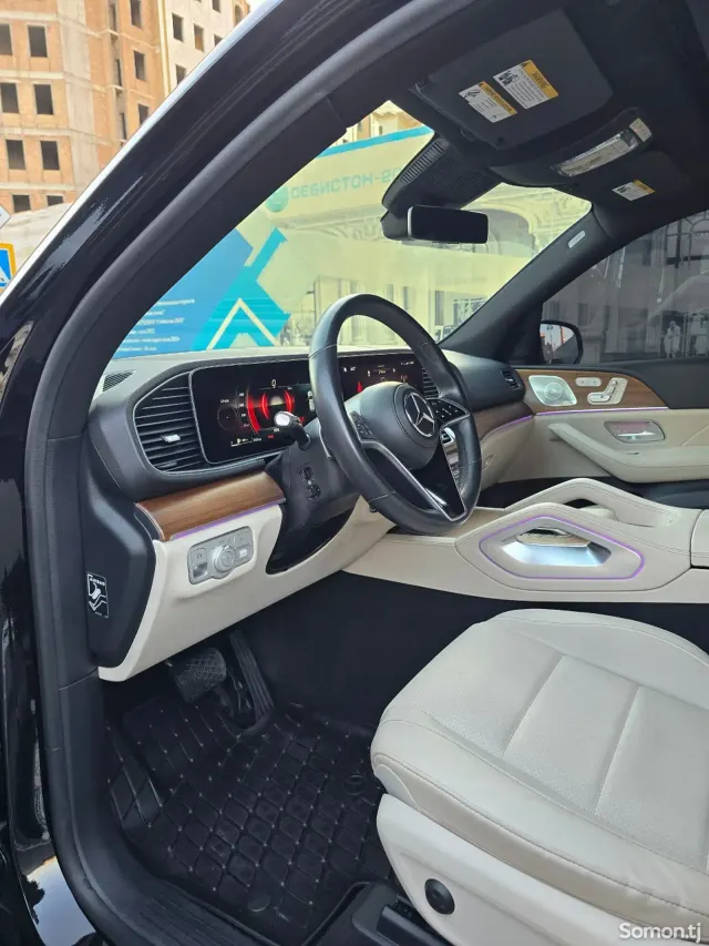 Mercedes-Benz GLE class 2024 · 3.5 AT