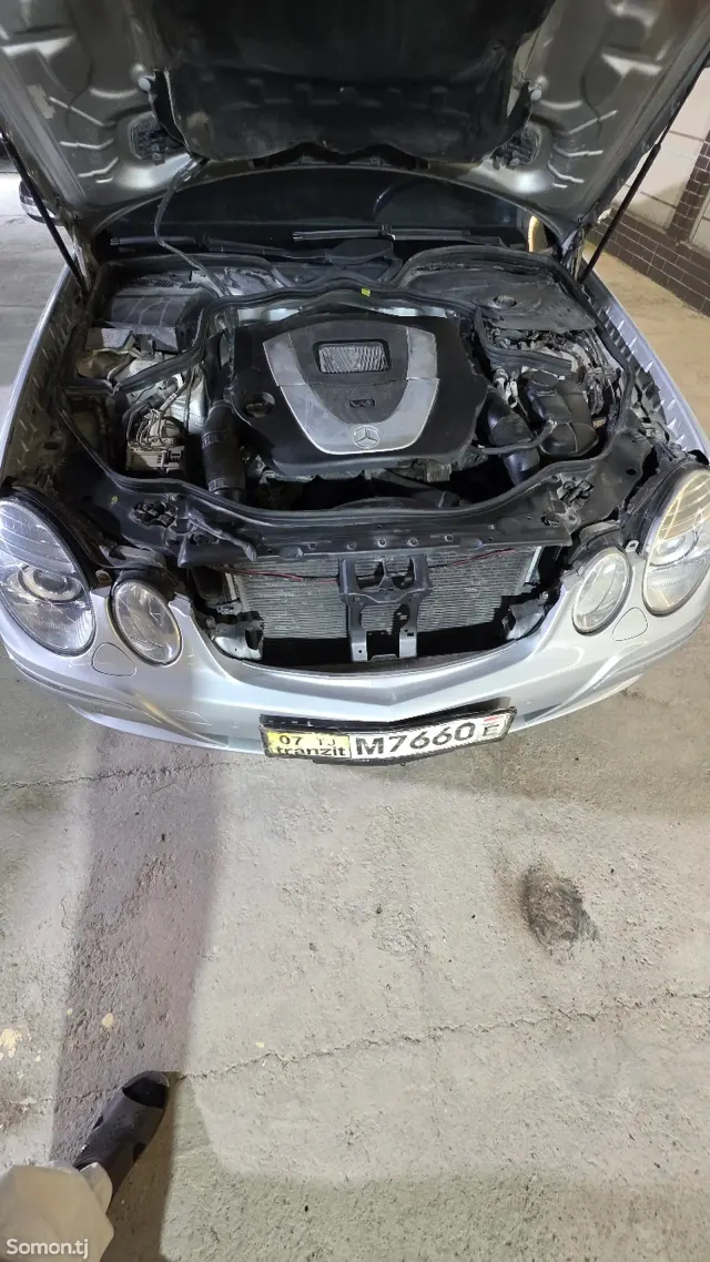 Mercedes-Benz E class 2007 · 3.5 AT