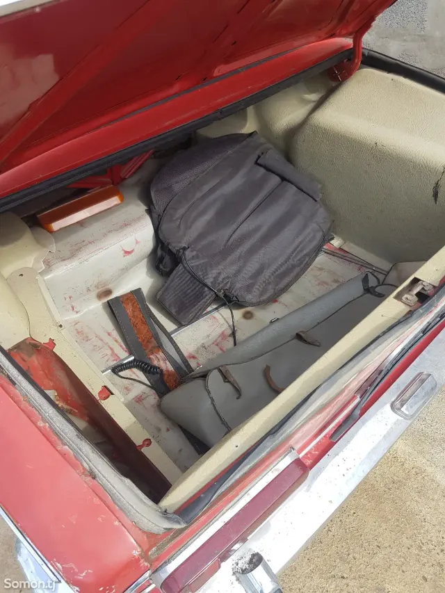 Lada (ВАЗ) 2103 1987 · 1.3 MT