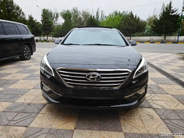 Hyundai Sonata 2016 · 2.0 AT
