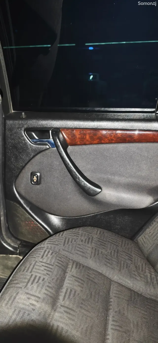 Mercedes-Benz C class 1999 · 2.0 AT