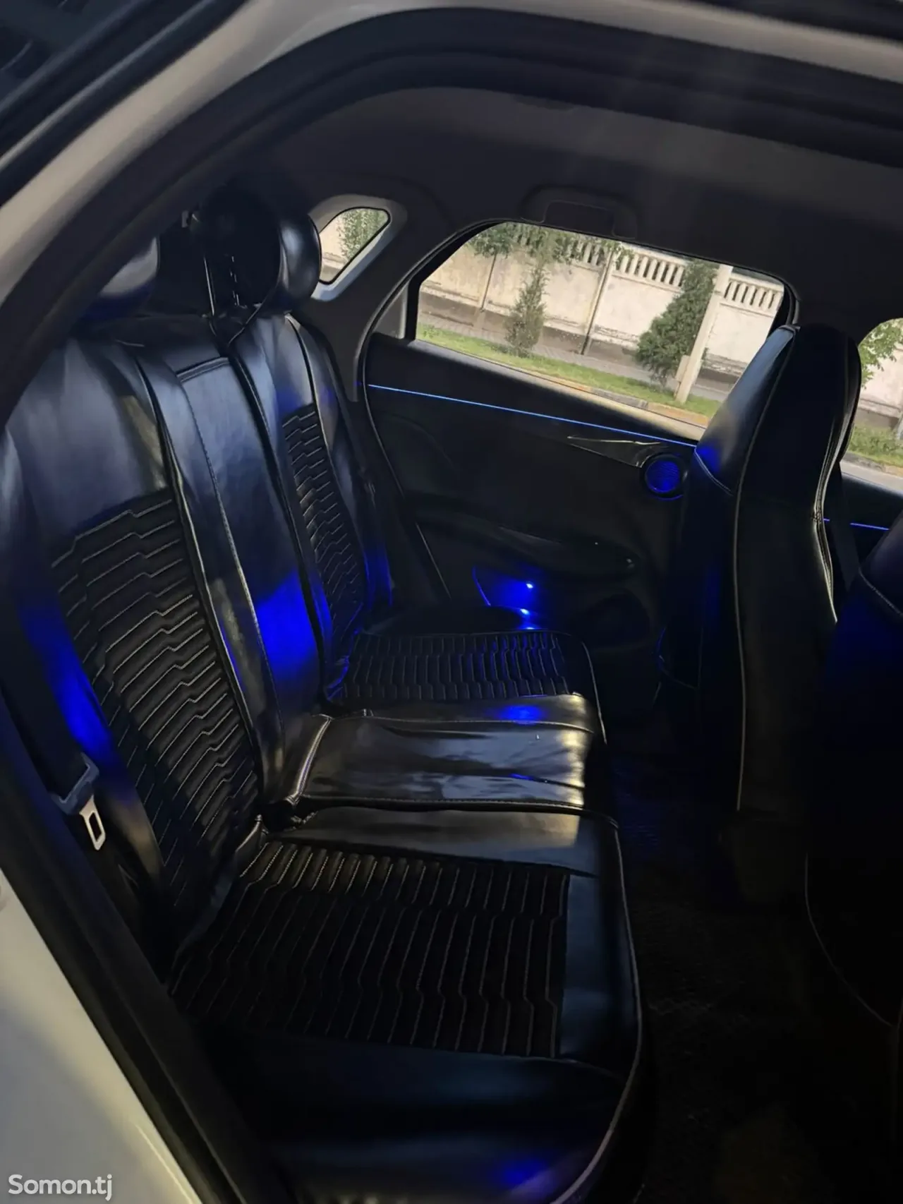 BYD E2 2024 · AT